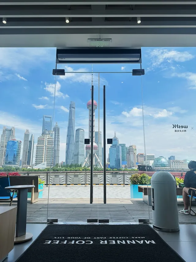 上海冬天拍照都好看的地方北外灘citywalk 上海冬天拍照都好看的地方北外灘citywalk