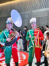 姐妹們！西安SKP今年的聖誕裝置真的絕了！