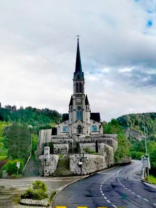 Switzerland's Hidden Gem: Longjiang Sapphire is Absolutely Stunning