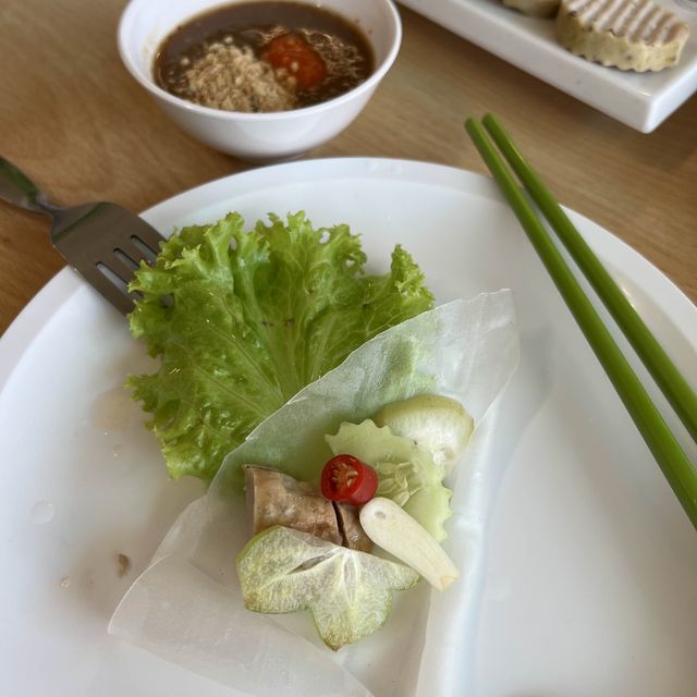 หง่อนหลำ ร้านอาหารเวียดนาม อร่อยจนต้องรีวิว