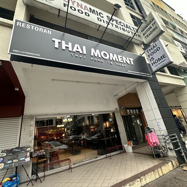 Tasty Thai Delights at Thai Moment!