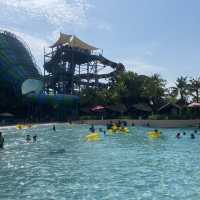 สนุกไม่รู้ลืมที่ สวนน้ำวานานาวา หัวหิน