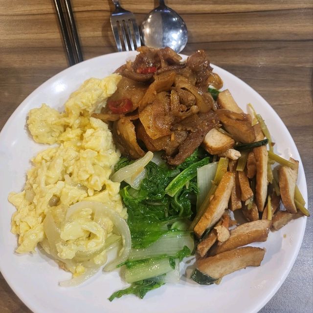台中火車站附近～巧合飯店