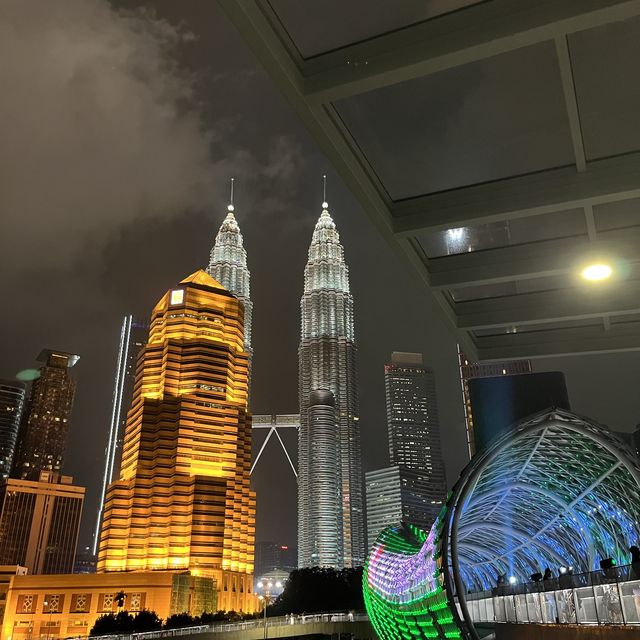 SALOMA BRIDGE KL