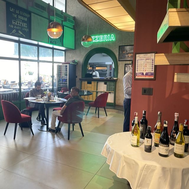 🇮🇳도우가 쫄깃한 시감이 살아있는 맛있는 피제리아 “Toscano“