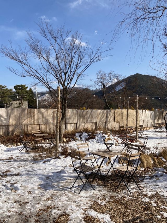 감자빵 즐길 수 있는 뷰카페