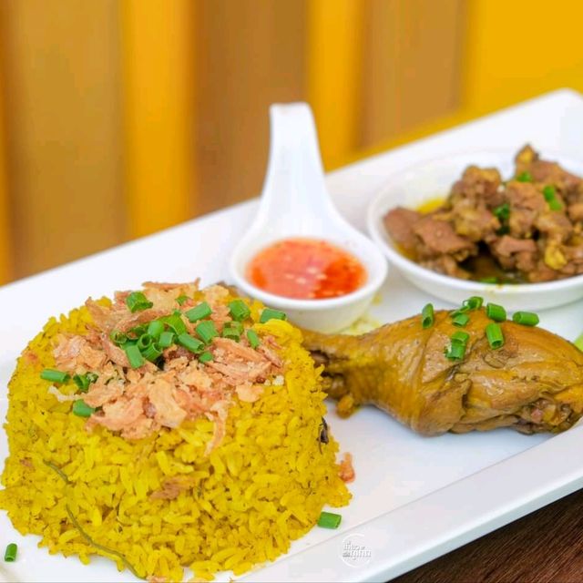 Mango Yellow Cafe & Bistro