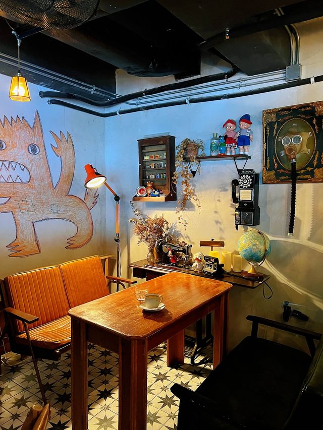 銅鑼灣港式懷舊樓上CAFÉ