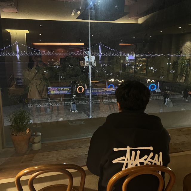 광안대교를 한 눈에 볼 수 있는 카페, 에쏘 esso