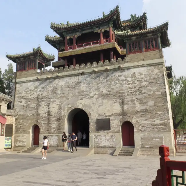The Majestic Beauty of Summer Palace