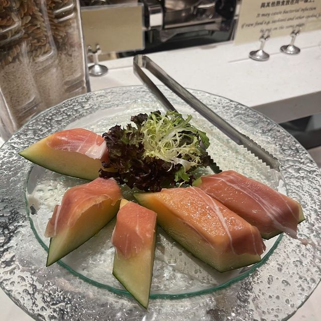 旺角仕德福酒店自助餐：重返童年回憶，讓我感受無價的珍惜和溫暖