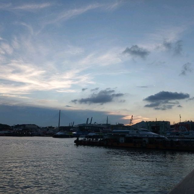 Enjoy the harbour view at the New Cheung Sha Wan Promenade