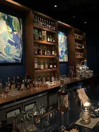 미술 작품 보고 파도소리 들으며 술 마시는 Bar 🍸