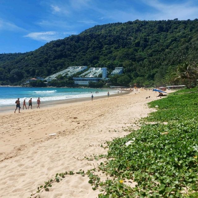 หาดในหาน หาดสวรรค์ของนักท่องเที่ยว