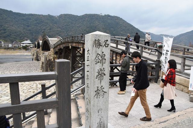 이와쿠니를 대표하는 긴타이쿄 錦帶橋