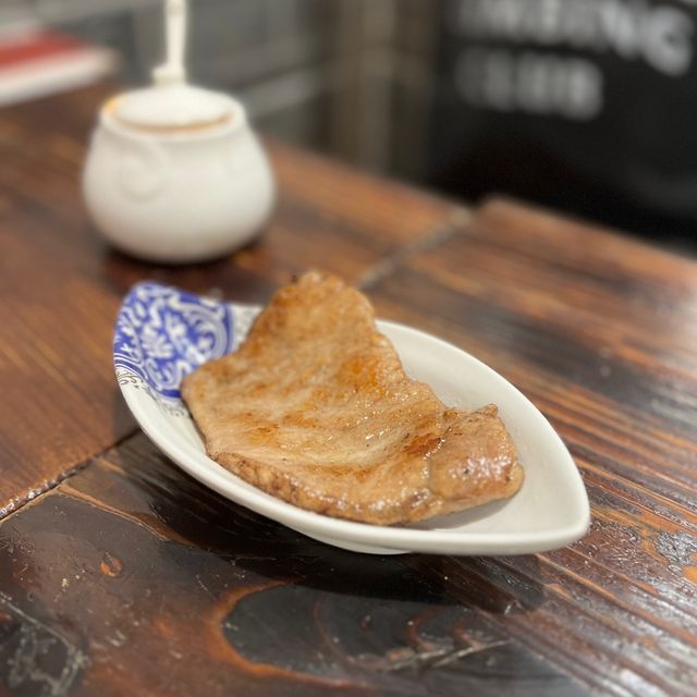 特色冬陰功湯底手工餃子