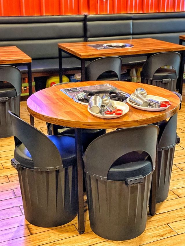 【韓国旅行】まだ日本人が知らないお店の絶品キムチチゲ🔥