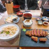 韓國過江龍🐉忌廉咖喱烏冬🍜  🐮人氣石燒吉列牛專門店  🌸吉列牛忌廉烏冬專門店 (百樂中心)
