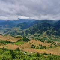Sống Lưng Khủng Long Yên Bái