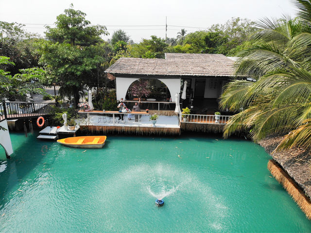 คาเฟ่ลับนครปฐม
