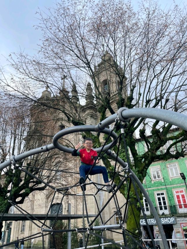 🇵🇹 Beautiful Republic Square @ Braga