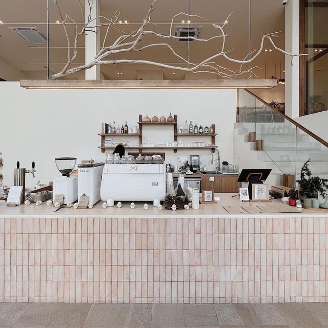 OIKOS Cafe & Restaurant：美麗環境，絕對是一個不容錯過的地方