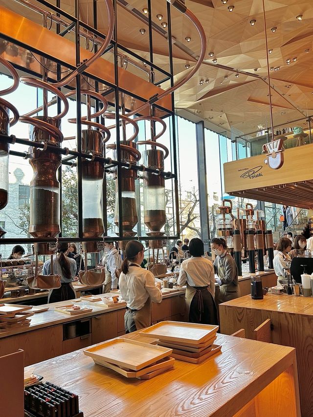 도쿄 나카메구로 스타벅스리저브☕️💛