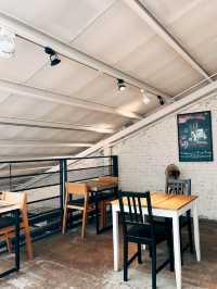 ☕️台北美食探店 X 浮光 BOOKS CAFE 老宅裡的咖啡廳