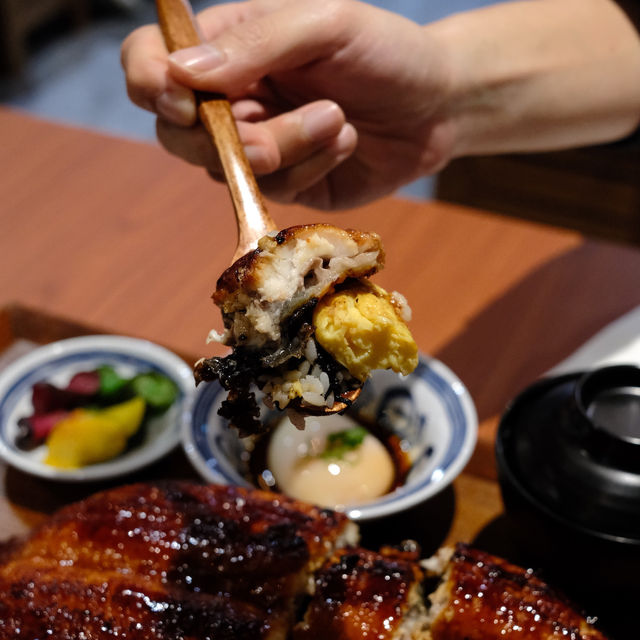 尖沙咀新開鰻魚飯專門店 超巨型沙羅鰻蛇丼‼️😱