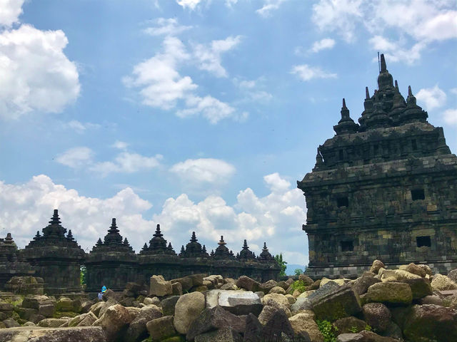 carvings telling tales of devotion and vows 🇮🇩