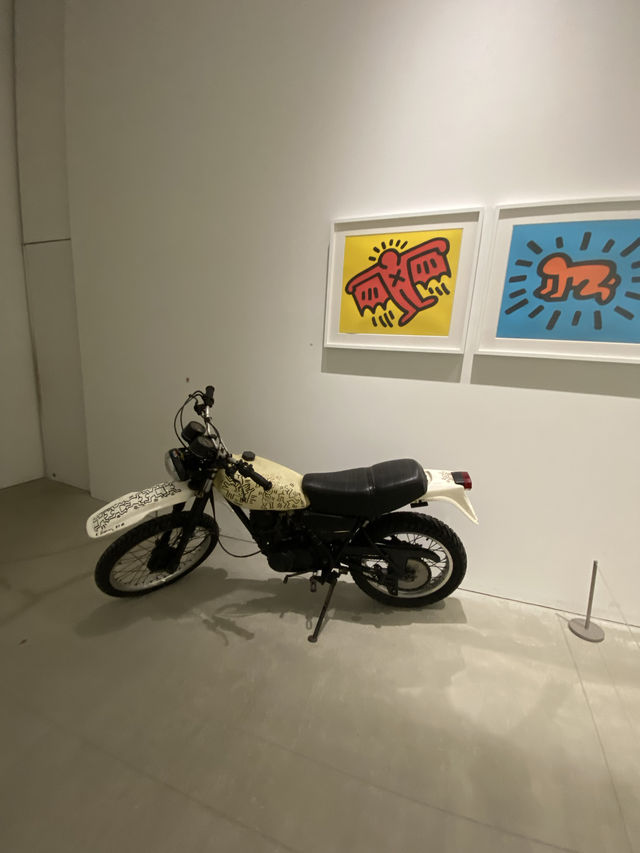【山梨】キース・ヘリングを体感する博物館