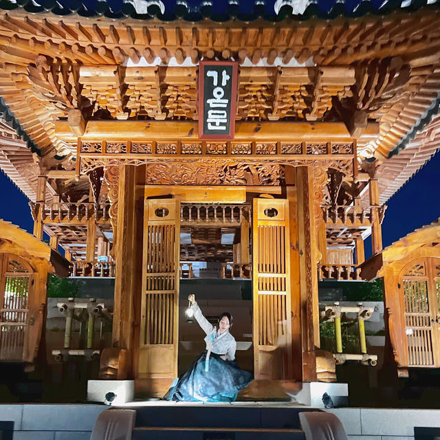 알함브라 궁전을 모티브로 조성된 지중해온실✨ 진짜 여행온것만 같은 깊은 향기에요