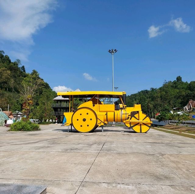 แห่งท่องเที่ยว จุดเช็คอินเขาช้างสี 