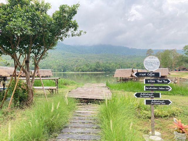 ”ผ่อห้วย“ คาเฟ่บรรยากาศดีสุด ๆ