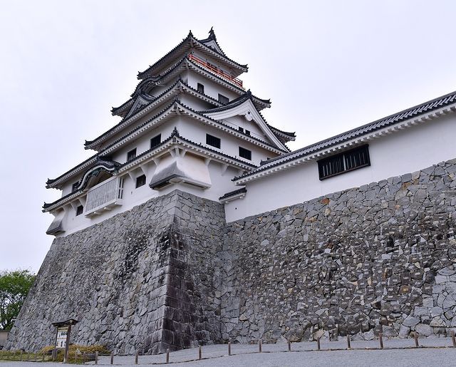 places around the castle is really beautiful