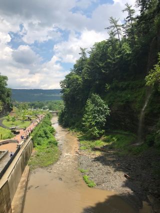 Watkins Glen State Park: Ideal for Hiking in Spring