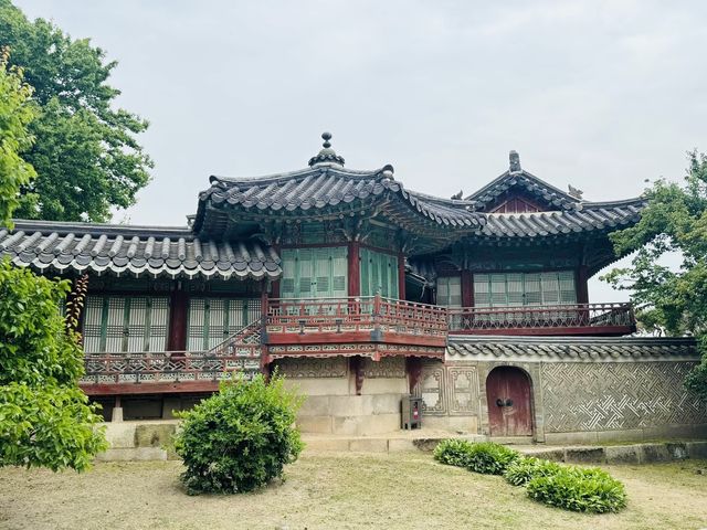 Changdeokgung Palace