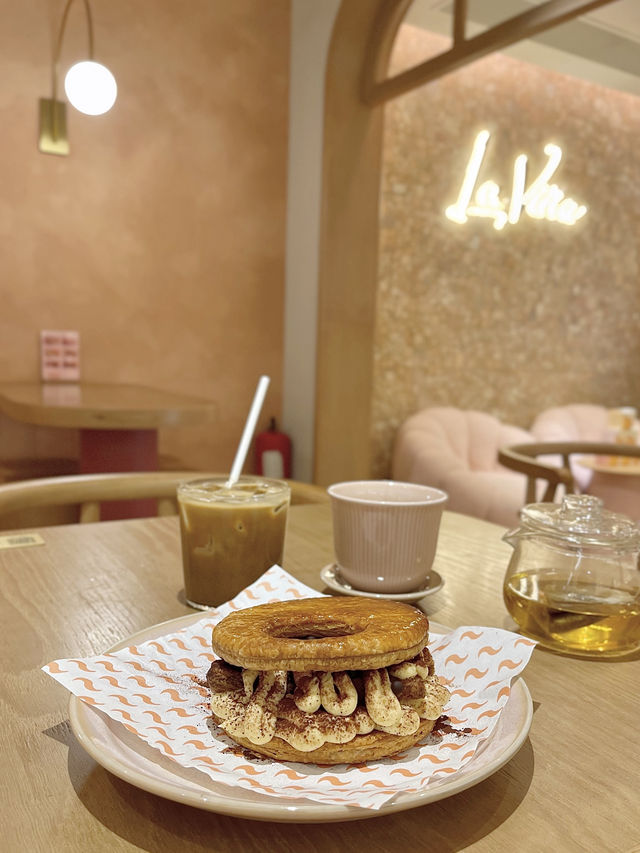 銅鑼灣粉色打卡咖啡店-La Viña