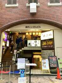 大阪　大阪観光　せっかく大阪に来たたなら、お好み焼きを食べなアカンやろ！