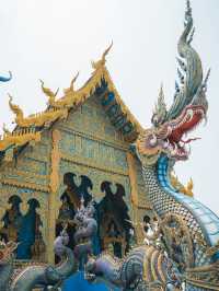 【タイ🇹🇭】異世界すぎる！すべてが青く染まったブルーテンプル！