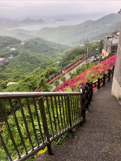 雨の日は九份🧡🌳を訪れよう🌧️ @taiwan | Trip.com 九份