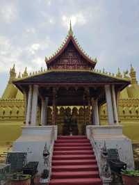 สัมผัสความงามของสปป.ลาว ณ พระธาตุหลวงเวียงจันทน์