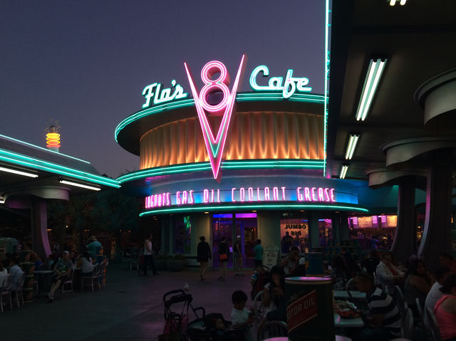 Disney’s California Adventure: A Fun-Filled Day 🎢🌟