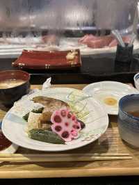 「晴空日本料理」尖沙咀套餐488港幣,8種壽司、4種刺身、甜品和小食!