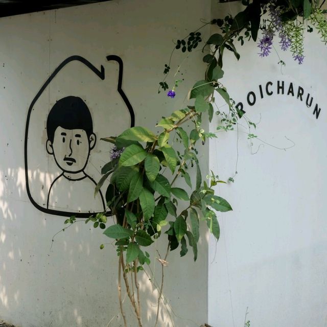 บ้านสวนรอยจรัล: คาเฟ่มินิมอลสุดโฮมมี่ในอยุธยา