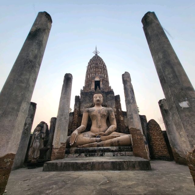 วัดพระศรีรัตนมหาธาตุ ศรีสัชนาลัย