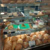 จะดื่มกาแฟ จะทานอาหาร ก็มา T(h)ree Mountain Cafe'