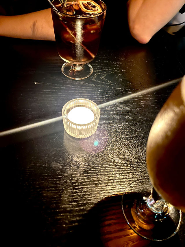 홍대 데이트하기 좋은 🕯️분위기 좋은 술집🥂🍷🍸🍹 - 세븐펍