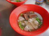 ก.ก้าวหน้า ต้มเลือดหมู ปราจีนบุรี 