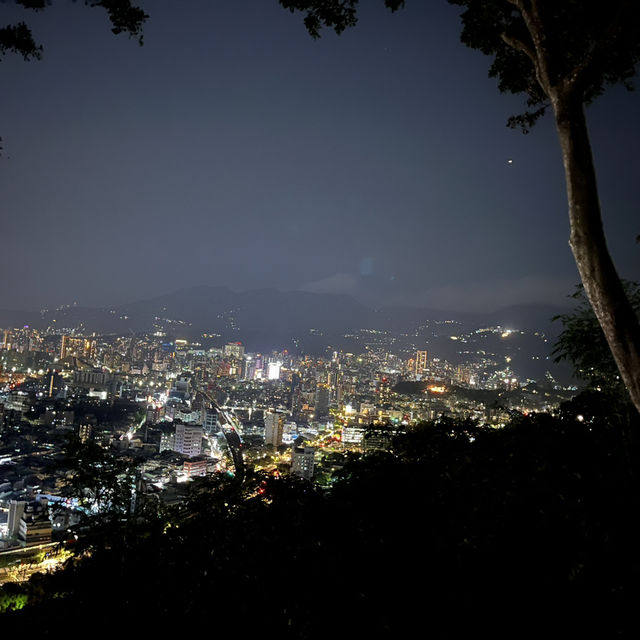 【台湾】圓山ホテルのすぐ裏側🌃 剣潭山をハイキング